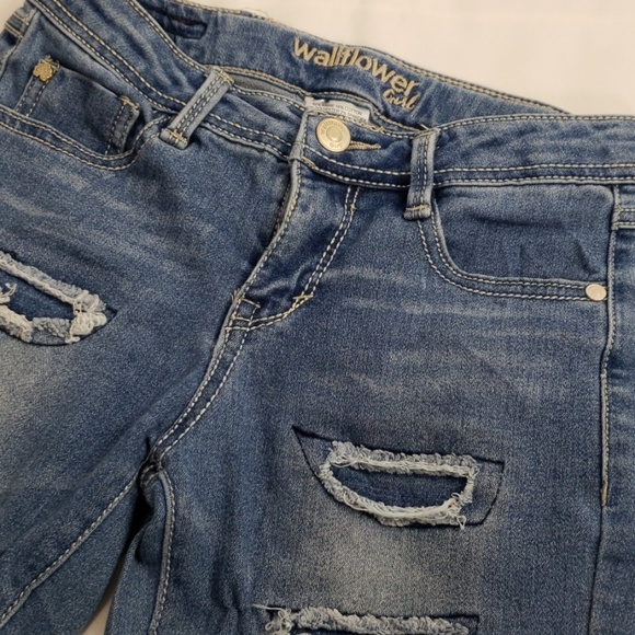 wallflower girl jeans